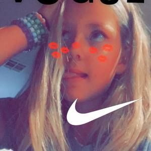 Meet your Posher, Maycee